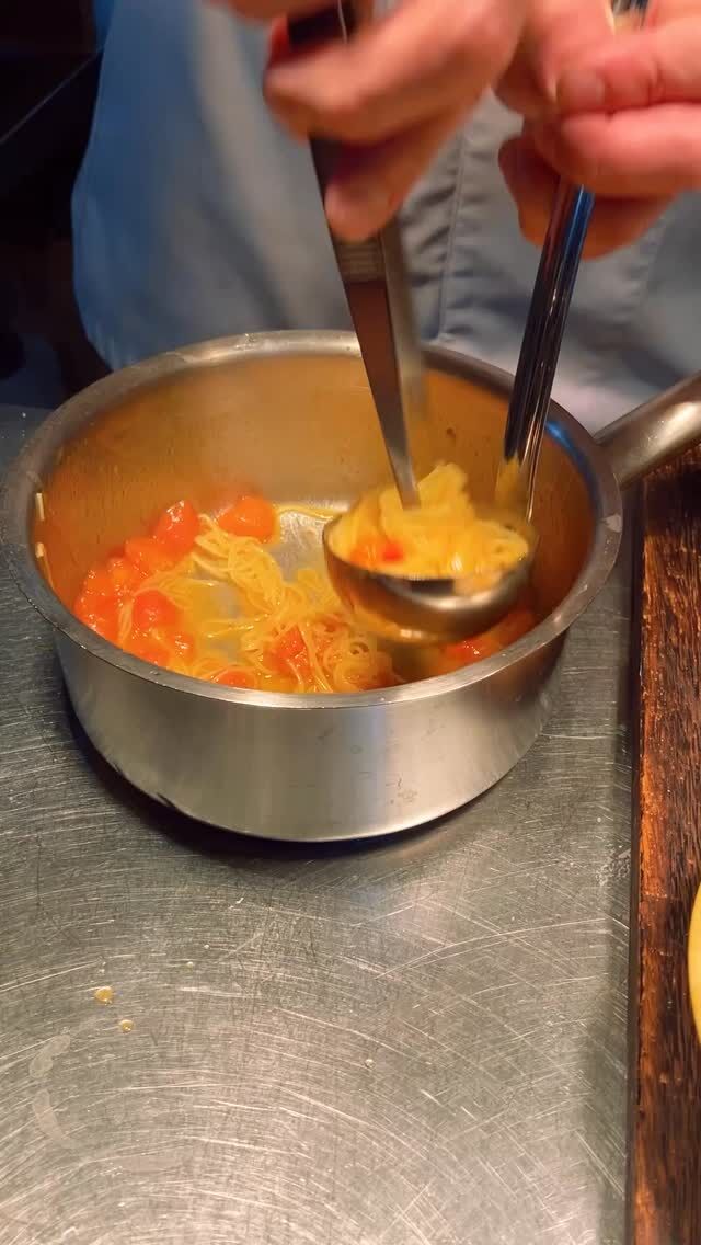 🍝

雲丹とトマトのパスタ

ありふれた組み合わせ

想像しているよりもう少し美味しいと思います

  #パスタ #大阪接待 #記念日ディナー大阪 #大阪イタリアン #自分時間